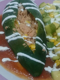 Una foto de Chile relleno de salmón