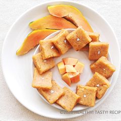 A picture of Papaya Burfi.