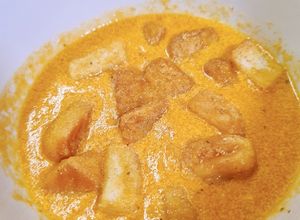 Una foto de Crema de pimiento morrón a la mediterráneo