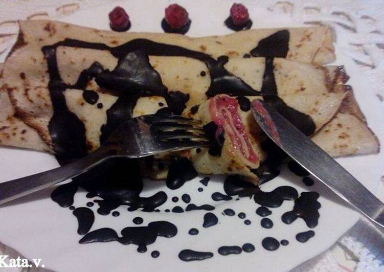 Palacsinta pudingos málnatöltelékkel