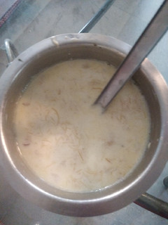 सेवइयां की खीर (seviyan ki kheer recipe in Hindi) रेसिपी मुख्य फोटो