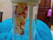 Gambar infused water apel