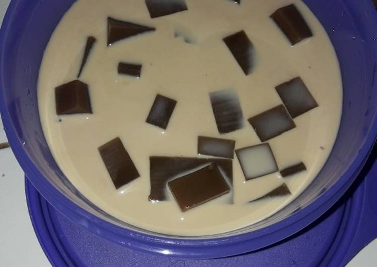 Langkah Mudah untuk Menyiapkan Es kopi susu jelly mocaccino Anti Gagal