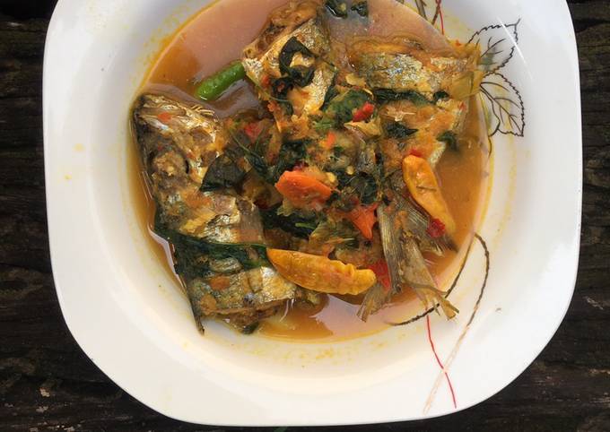 Ikan kembung masak woku