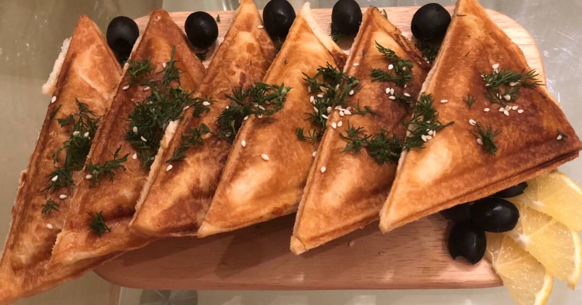 лавашные конвертики. спринг роллы. конвертики из лаваша. конвертики с тунцом. конвертики с рыбой.