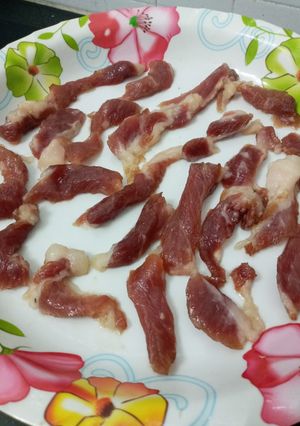 รูปของ หมูแดดเดียวทอด