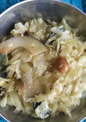 A picture of Diwali Poha Chivda.