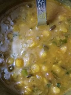 A picture of Chane maah ki daal.