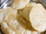 Phulko luchi