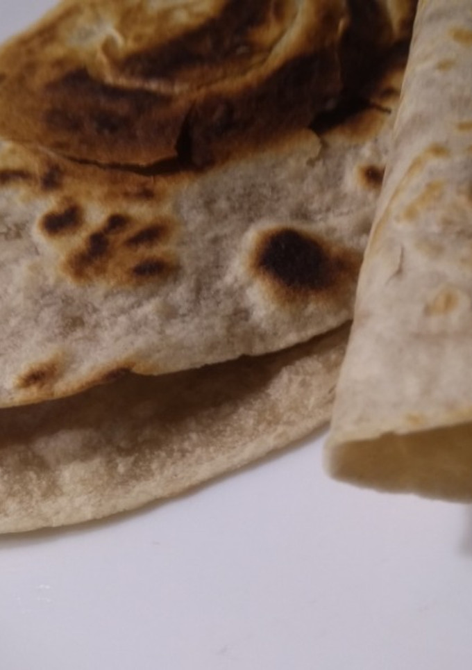 Una foto de Quesadilla de jamón y queso express