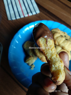 A picture of Afghani salty cookies.