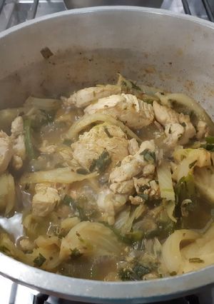 Una foto de Cazuela de pollo con hinojos... (light) #CocinemosConVerduras