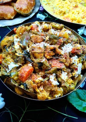 লাবড়া(labra recipe in Bengali) রেসিপির প্রধান ছবি