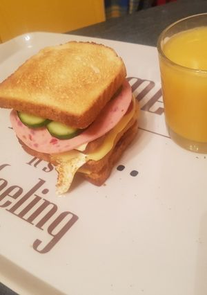 Reggeli óriás szendvics recept fotója