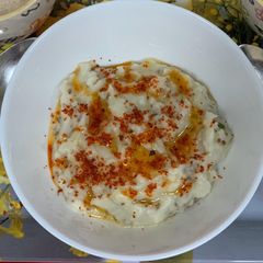 A picture of Khichu.