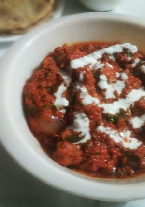 A picture of Chicken tandoori gravy.