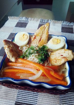 Una foto de Sopa de Pollo Especial de Juliana Cala