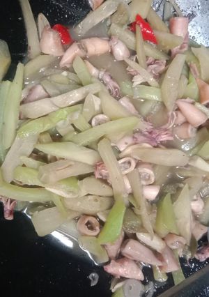 Foto resep Labu Siam Cumi Asin Ketumbar