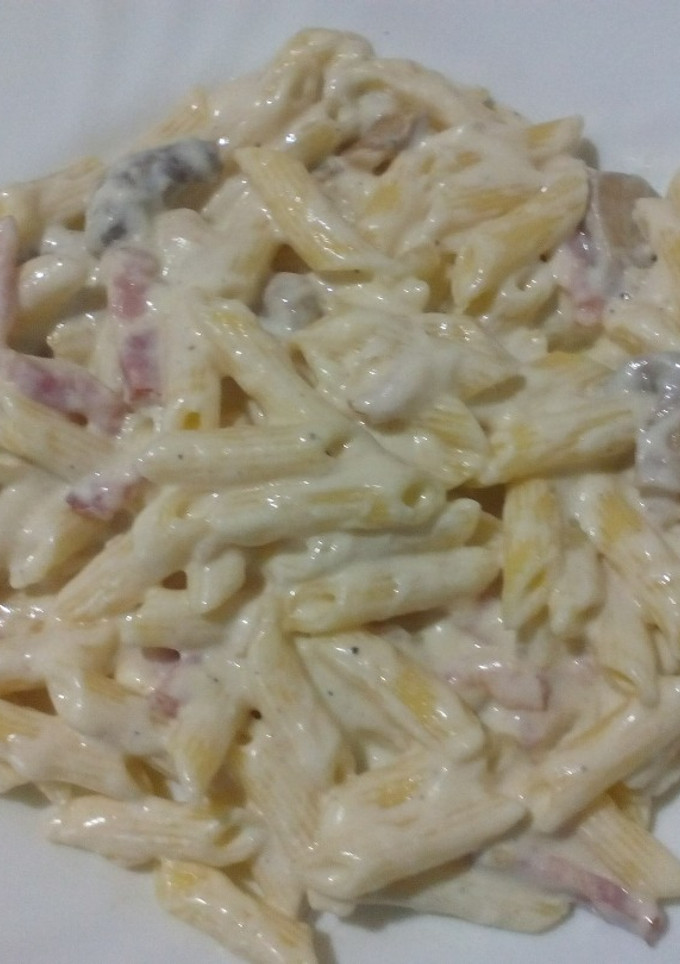 Una foto de Macarrones a la carbonara