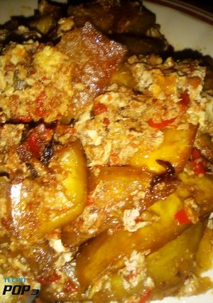 Dankalin hausa da kwai dafaduka ainihin hoton girkin