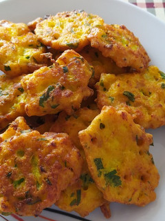 Una foto de Tortillitas de bacalao, para hacer un estupendo aperitivo
