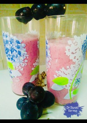 A picture of Grape Lassi (Calcium Rich).