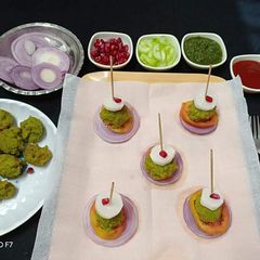 A picture of Rice palak kabab.