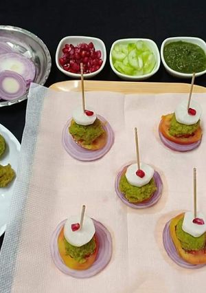 A picture of Rice palak kabab.
