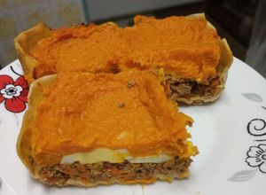 Una foto de Pastel de zapallo con carne molida de pollo