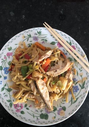 A picture of Chicken teriyaki stir fry.