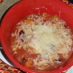 A picture of Slow cooker vegetarian pasta fagioli.
