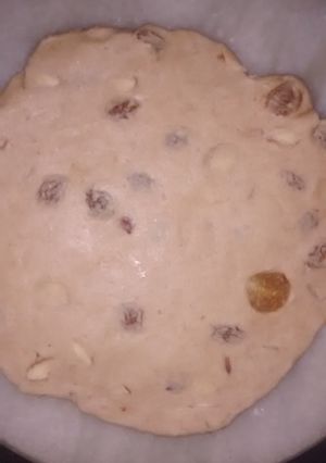A picture of Dry fruit paratha.