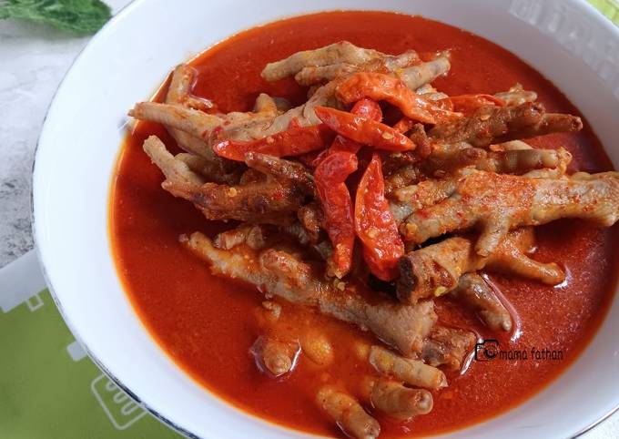 Resep Ceker kuah pedas oleh Mama fathan - Cookpad