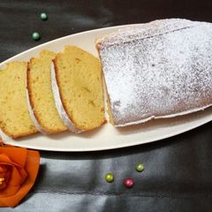 A picture of Orange Pound Cake.
