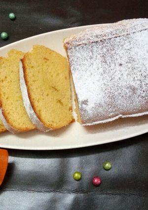 A picture of Orange Pound Cake.