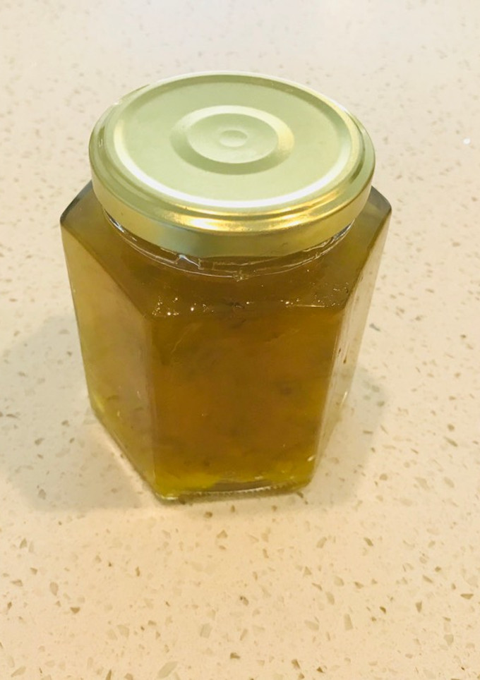 Una foto de Dulce de ají verde