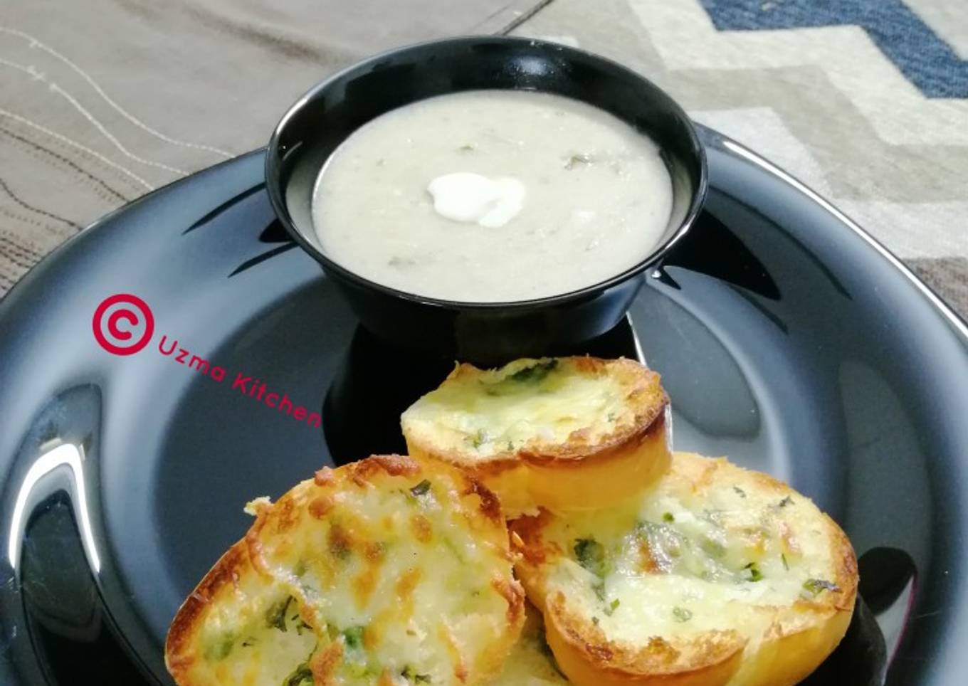 Cheesy Garlic Bread