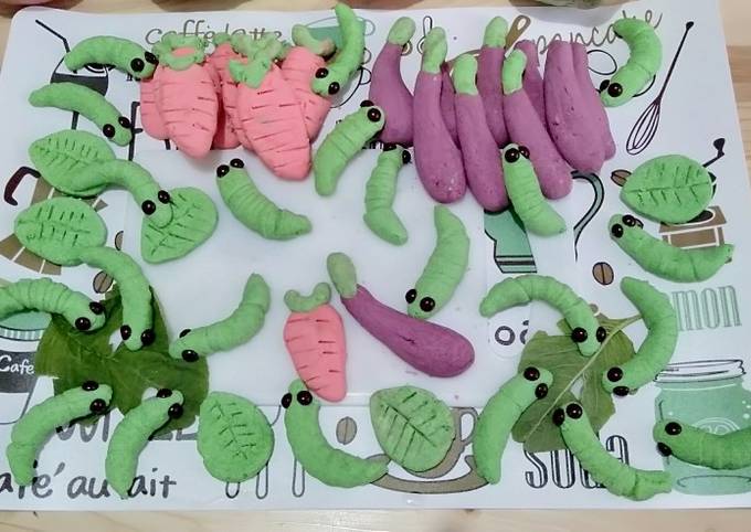 Caterpillar Cookies 🐛🍆🥕🍃