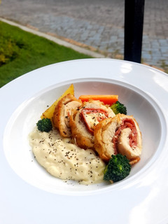 Foto resep Chicken cordon bleu with creamy cheese