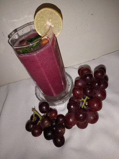 अंगूर अनार का जूस (Angoor Anar ka juice recipe in Hindi) रेसिपी मुख्य फोटो