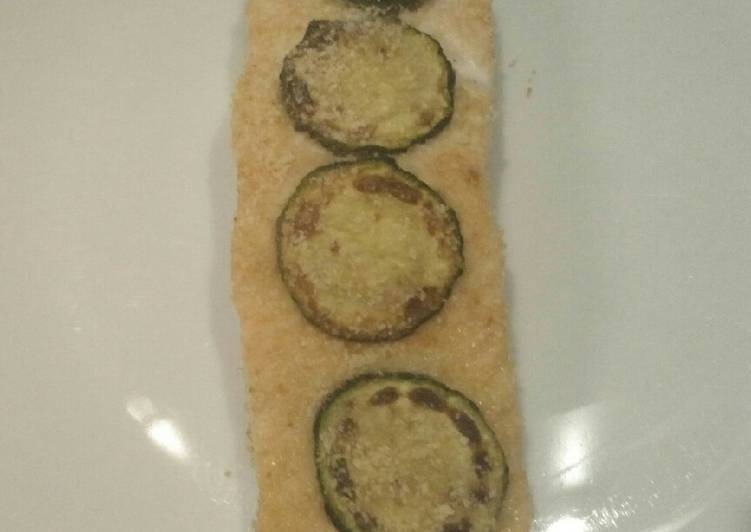 Salmone al forno con zucchine