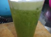 Una foto de agua de apio