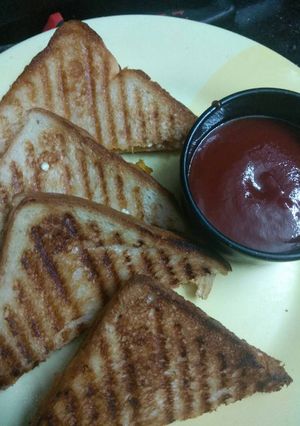 A picture of Vegetable cheese Sandwich.