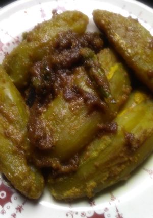 A picture of Parwal roast.