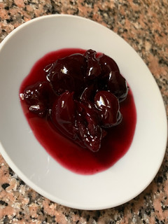 صورة لوصفة مربى العناب (الكرز الاحمر) 🍒