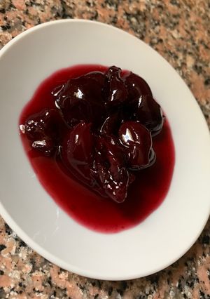 صورة لوصفة مربى العناب (الكرز الاحمر) 🍒