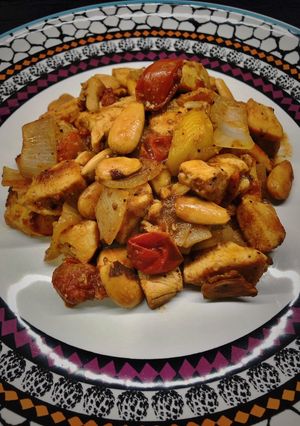 Una foto de Pollo a la miel con almendras