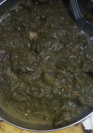 A picture of Sarso ka saag.