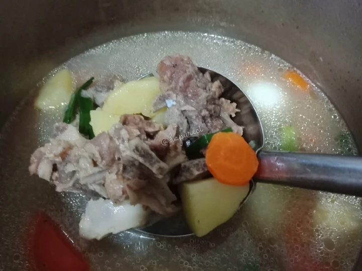 Cara Mudah Membuat Resep Sup Sapi Wortel Kentang Berempah yang Enak
