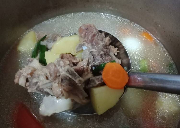 Sup Sapi Wortel Kentang Berempah